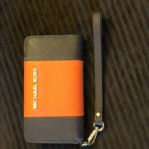 Micheal kors Leather Phone Wallet